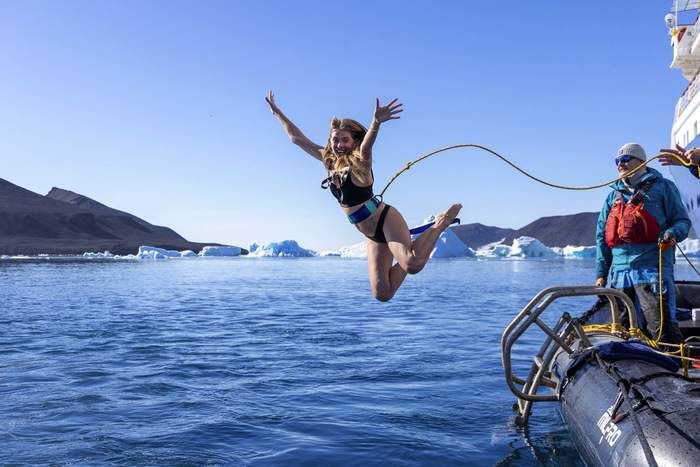 Poseidon Expeditons Polar Plunge Lifestyle ©Poseidon Expeditions.JPEG